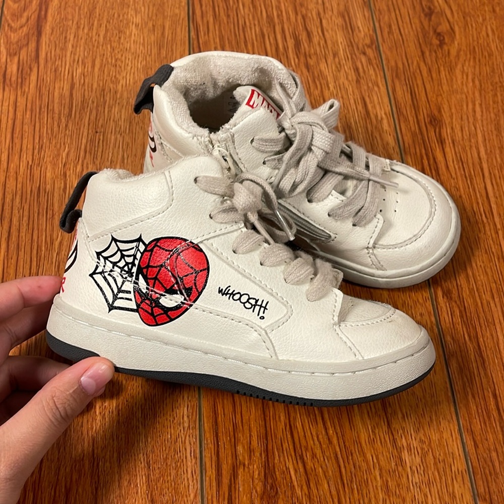 Zara sneakers (3 for $25 🎁)